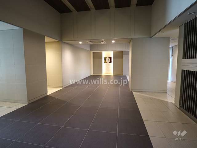 エントランスホール