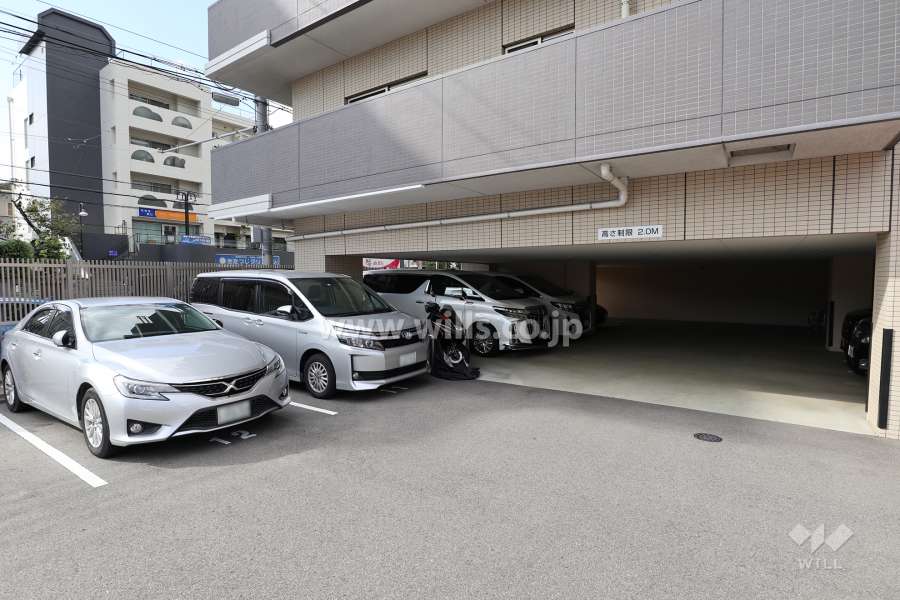 敷地内駐車場(屋外平面式・屋内平面式)
