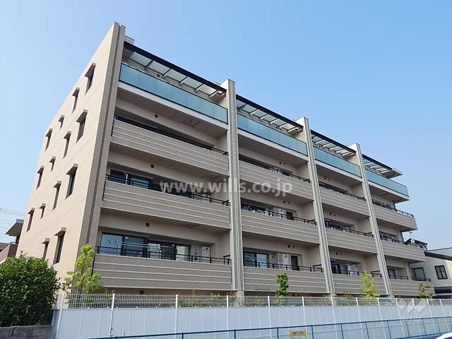 ワコーレアベニュー塚口の外観（南西側から）