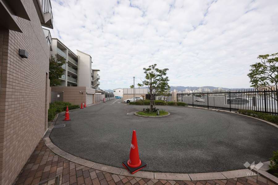 駐車場ロータリー