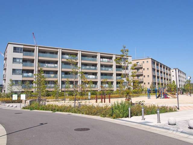 パークナード潮芦屋の外観（南西側から）