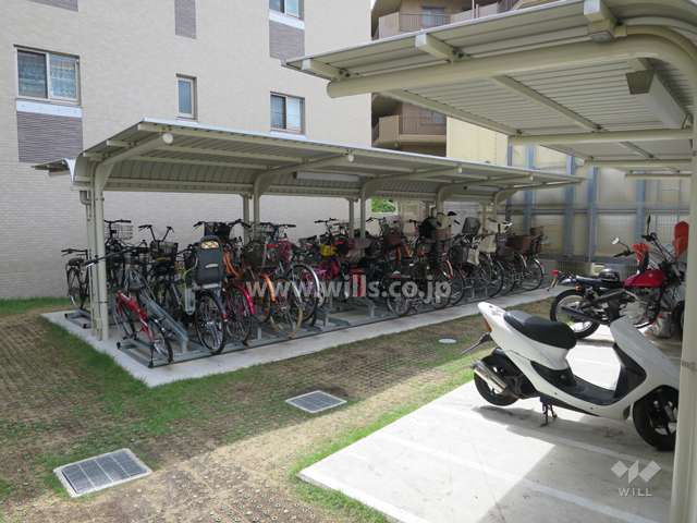 自転車置場、バイク置場