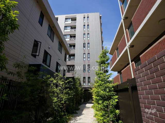 ルネグラン西宮北口昭和園の外観（南側から）