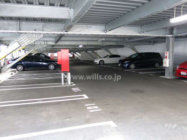 敷地内駐車場（屋内平面式）