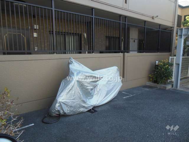 バイク置場