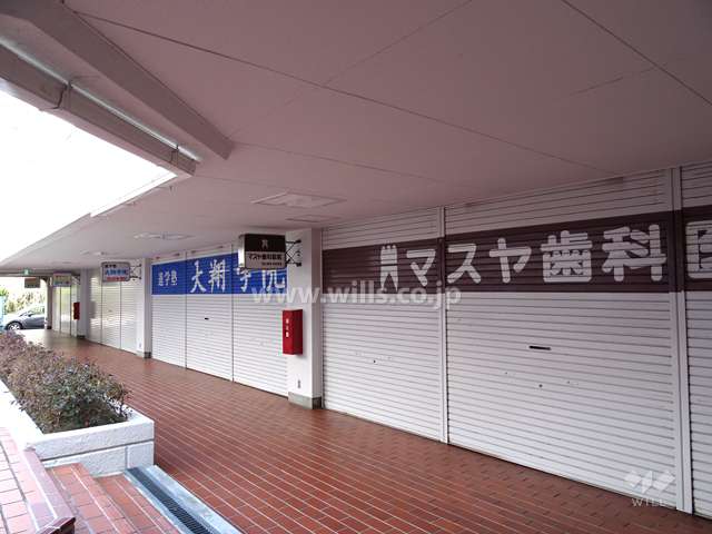 店舗入り口