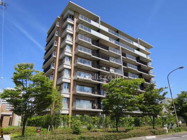 六甲アイランドCITY　W7Residence8番館の外観（南西側から）
