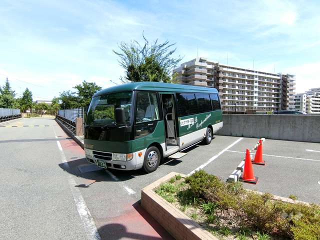 リビオ六甲高羽ガーデンスクエアのリムジンバス