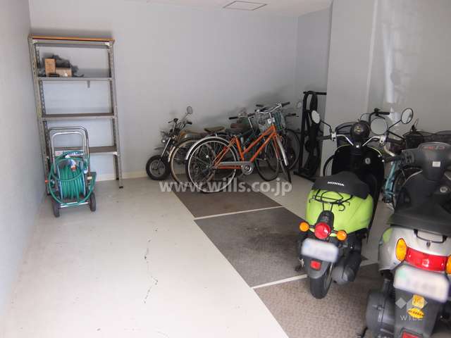 バイク置場