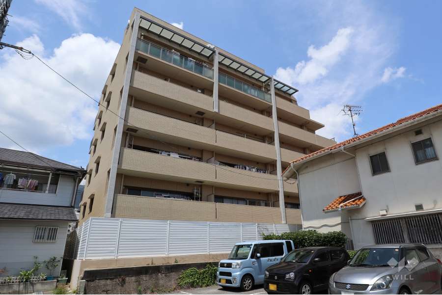 アルファステイツ六甲篠原の外観（南西側から）