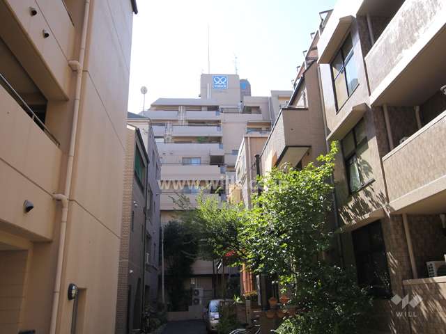 ヴェルドール六甲道マンションの外観(北側から)