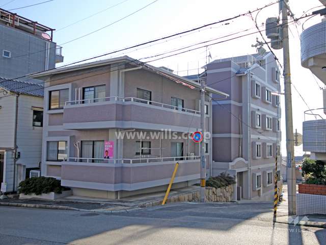 エスペランス上野の外観(北西側から)