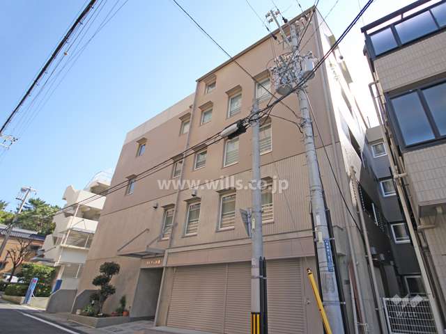 カルチェ西灘の外観(北西側から)