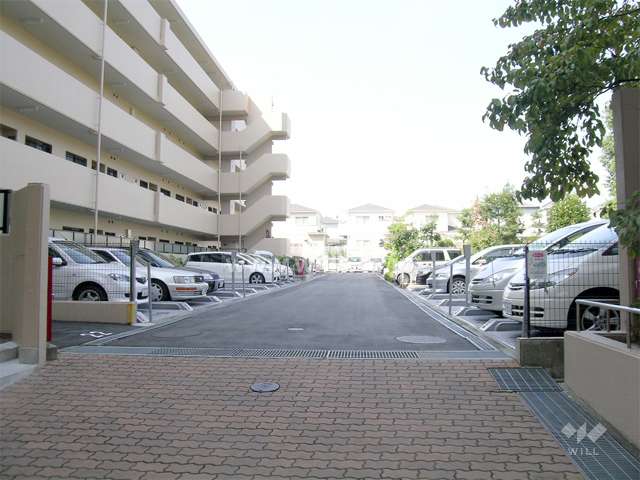 敷地内駐車場（屋外機械式）
