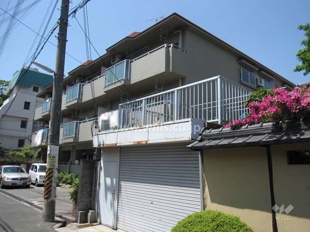 岡町シティハウスの外観（南東側から）