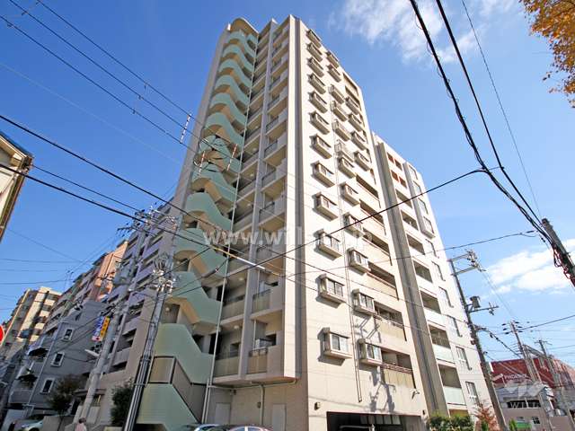 グランパレ六甲道サウスタワーの外観(北西側から)