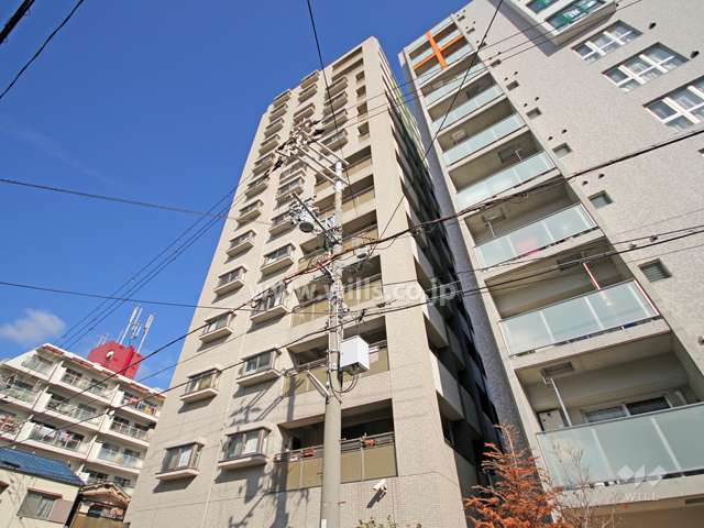 グランパレ六甲道サウスタワーの外観(南西側から)