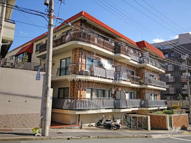 グリーンハイツ六甲の外観(北西側から)