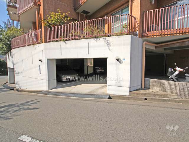 敷地内駐車場