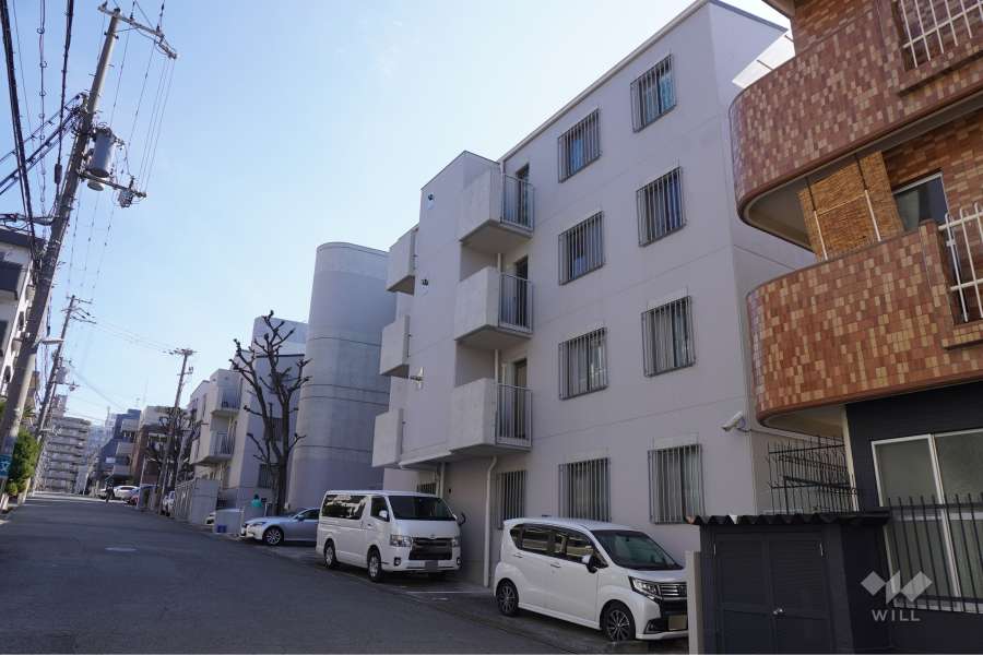 日商岩井第12緑地公園マンションの外観（北西側から）