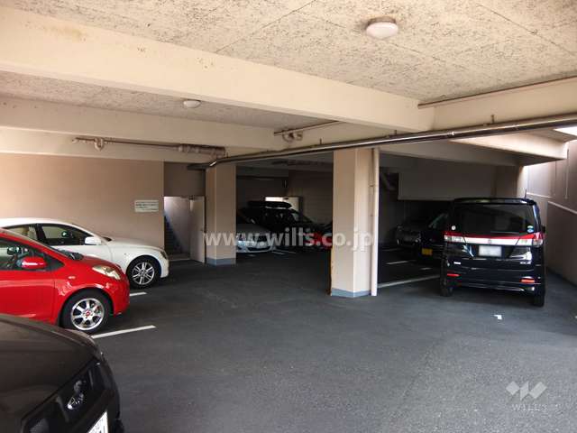 敷地内駐車場（屋内平面式）