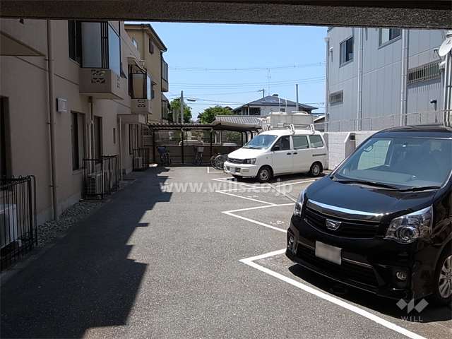 敷地内駐車場（平面式）