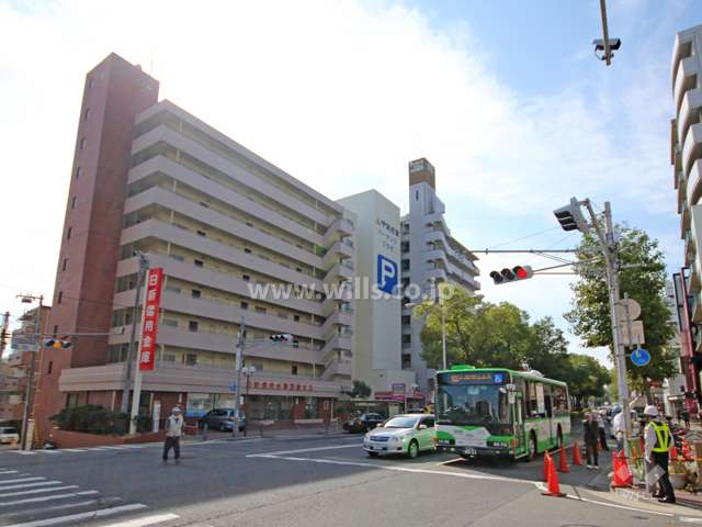 サンポール灘の遠景。山手幹線に面しています。