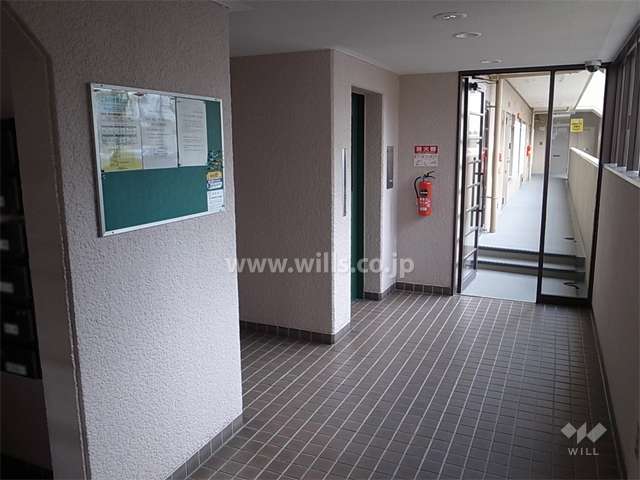 エントランスホール