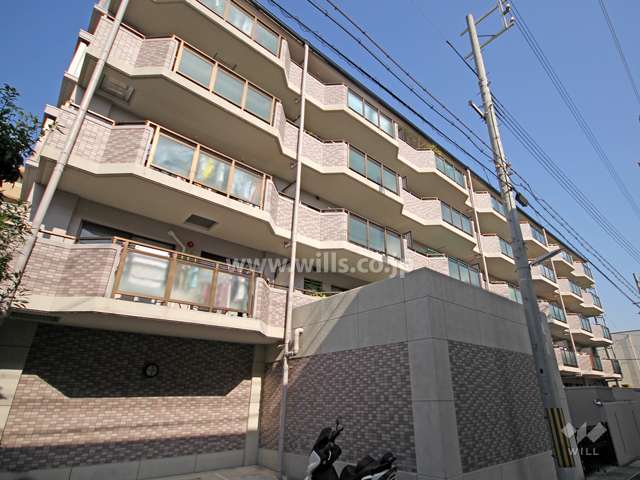 サンワプラザ六甲の外観(南西側から)