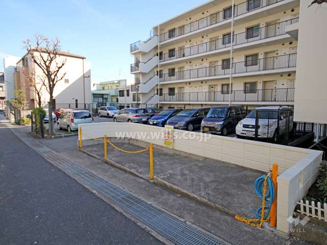 敷地内駐車場（屋外平面式）