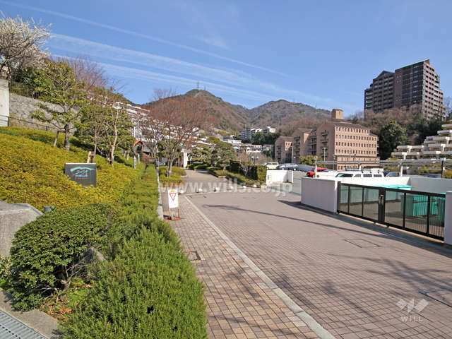エントランスアプローチ