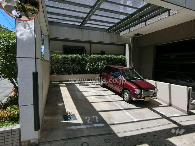 敷地内駐車場（屋外平面式）