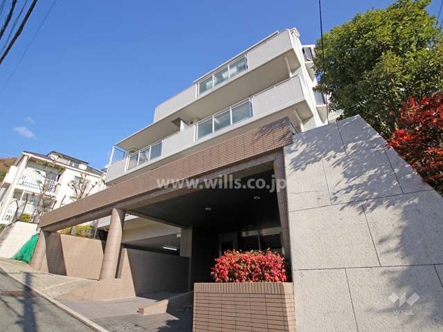 ステイツ神戸青谷・城の下通の外観(南西側から)