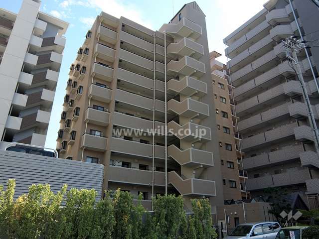 ステイツ六甲道フラッツの外観（北東側から）