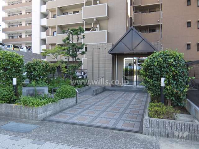 エントランスアプローチ