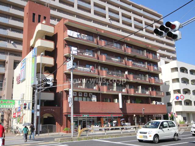 セントレマンションの外観(南西側から)