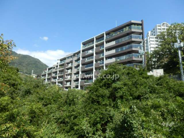 ネバーランド六甲の外観（南側から）
