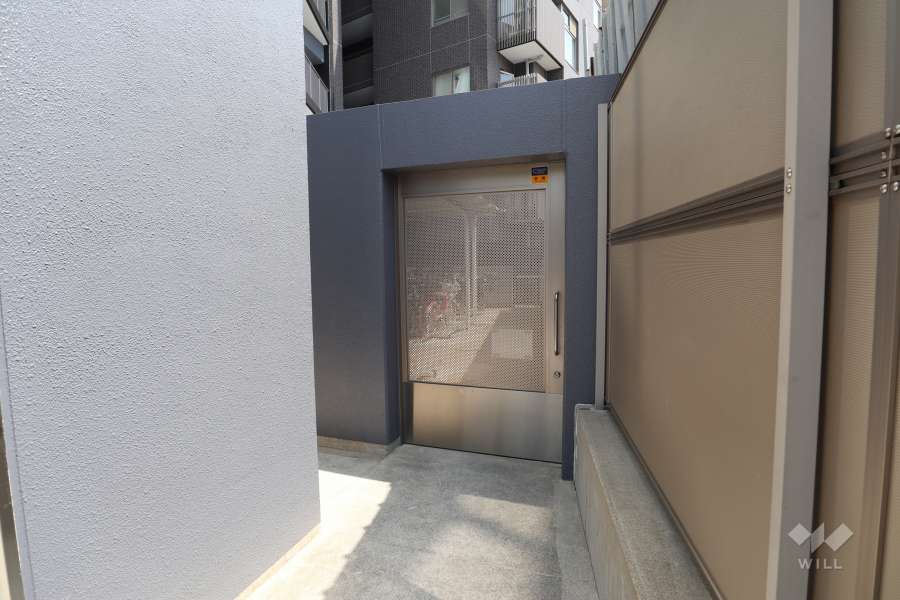 駐輪場出入り口