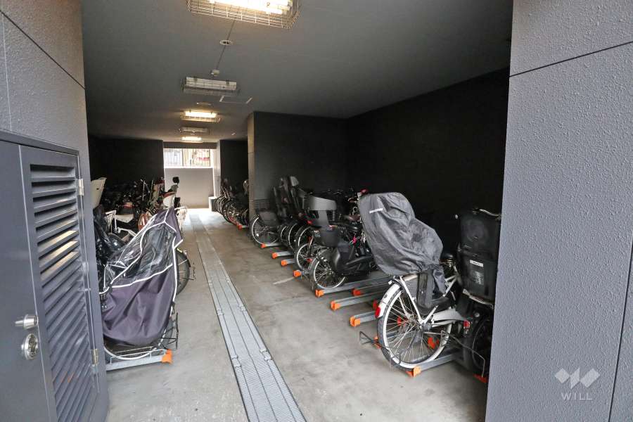 駐輪場（屋内）