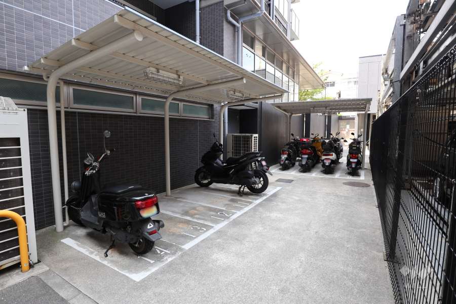 バイク置場