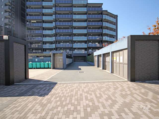 駐車場出入り口