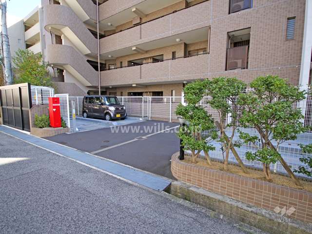 敷地内駐車場（屋外機械式）