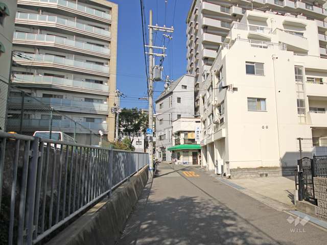 敷地西側の道路