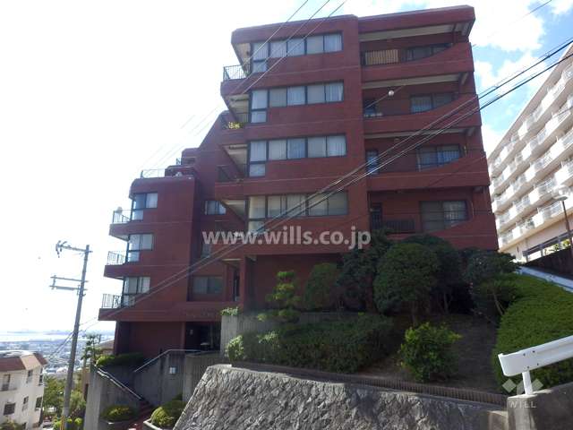 パレロワイヤル六甲台の外観（北東側から）