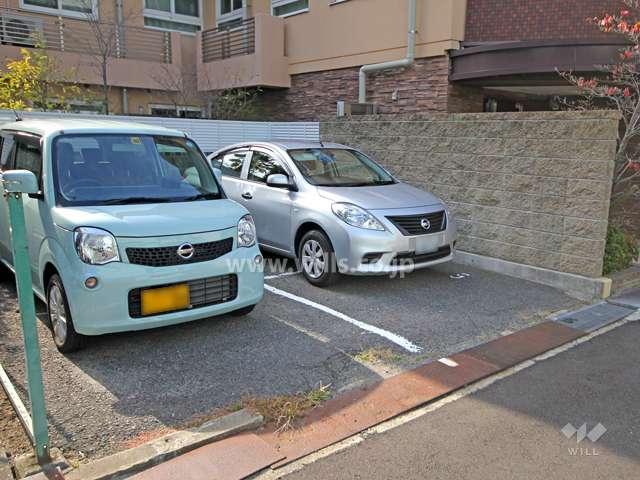 敷地内駐車場（屋外平面式）