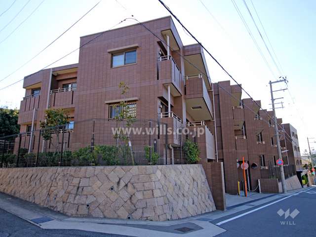 ファミールグラン六甲篠原北町の外観(北西側から)