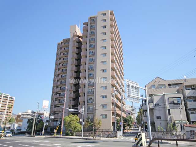 ミオス西灘の外観(西側から)