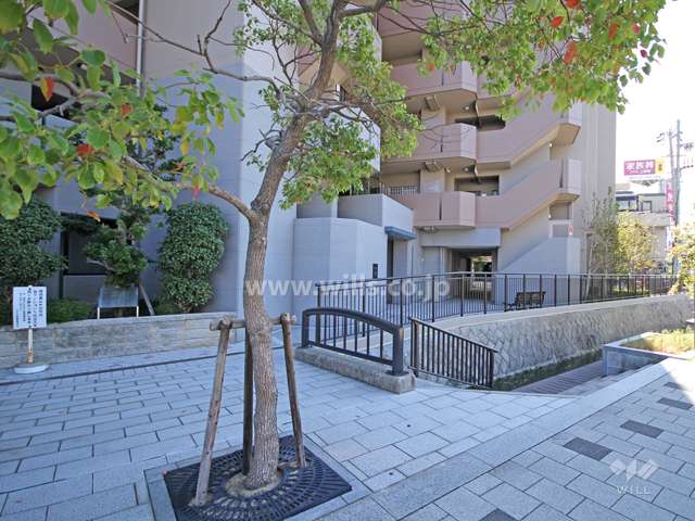 エントランスアプローチ