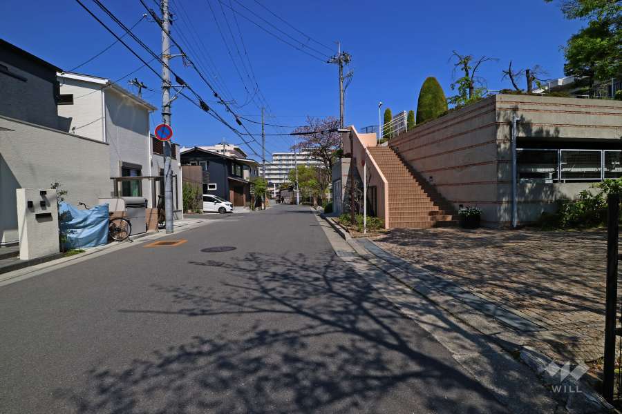 パレ宝塚プルミエールの外観（南東側から）