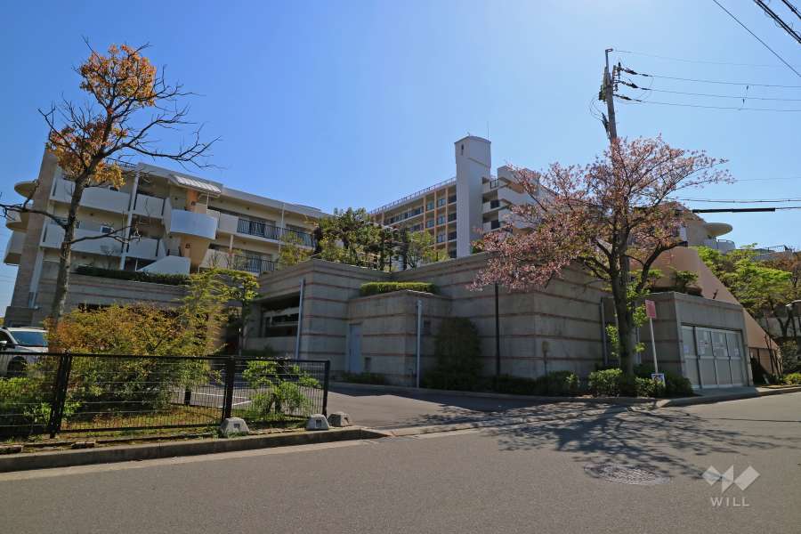 パレ宝塚プルミエールの外観（北東側から）